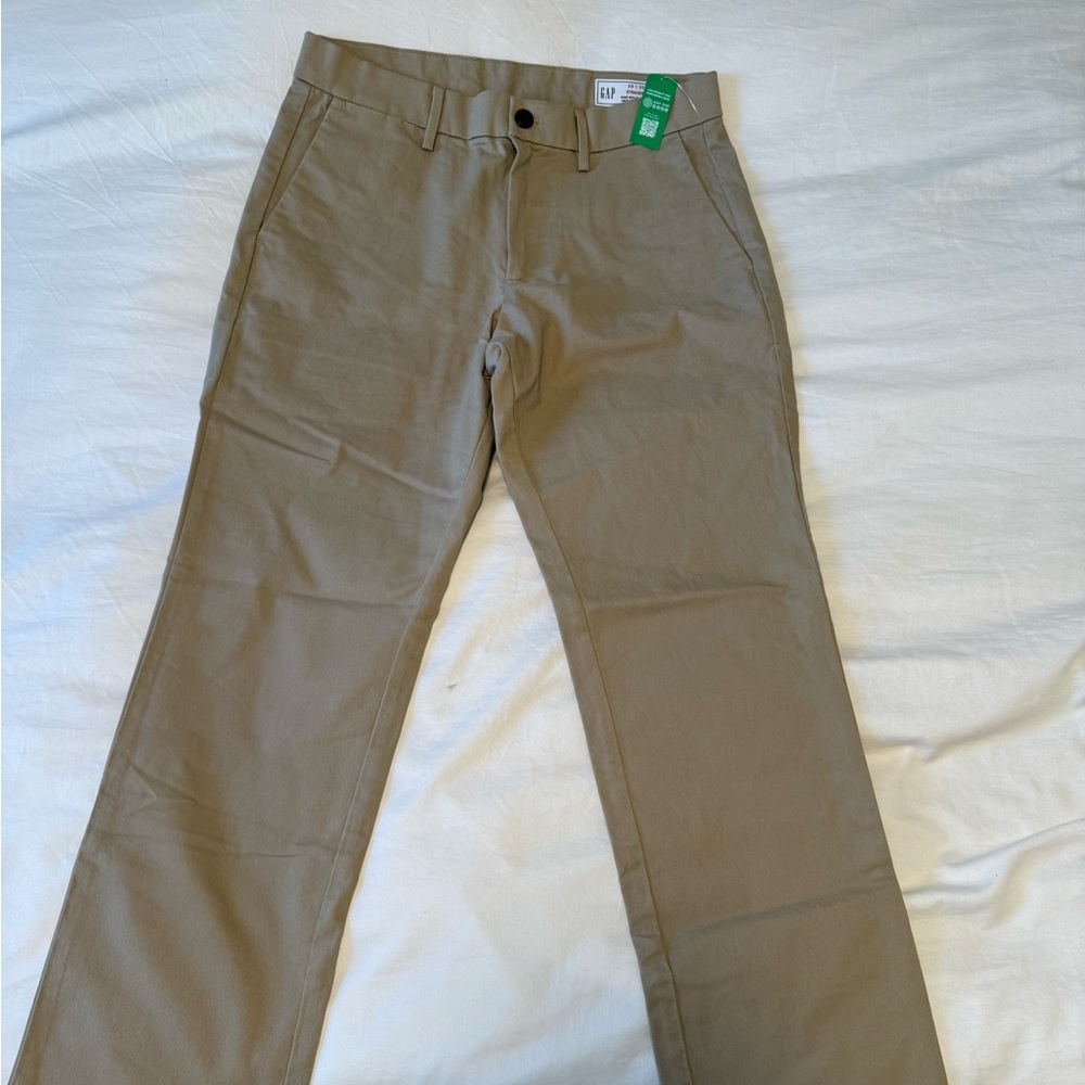 NWT GAP Men's Khaki Chinos